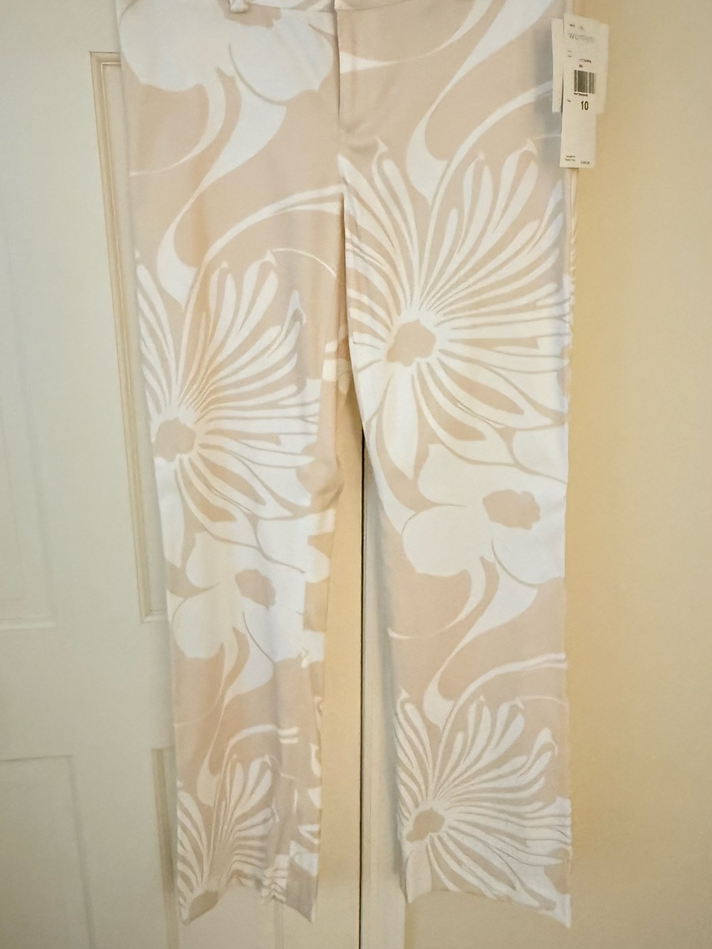 Womyn Beige and White Floral Wide-Leg Trousers